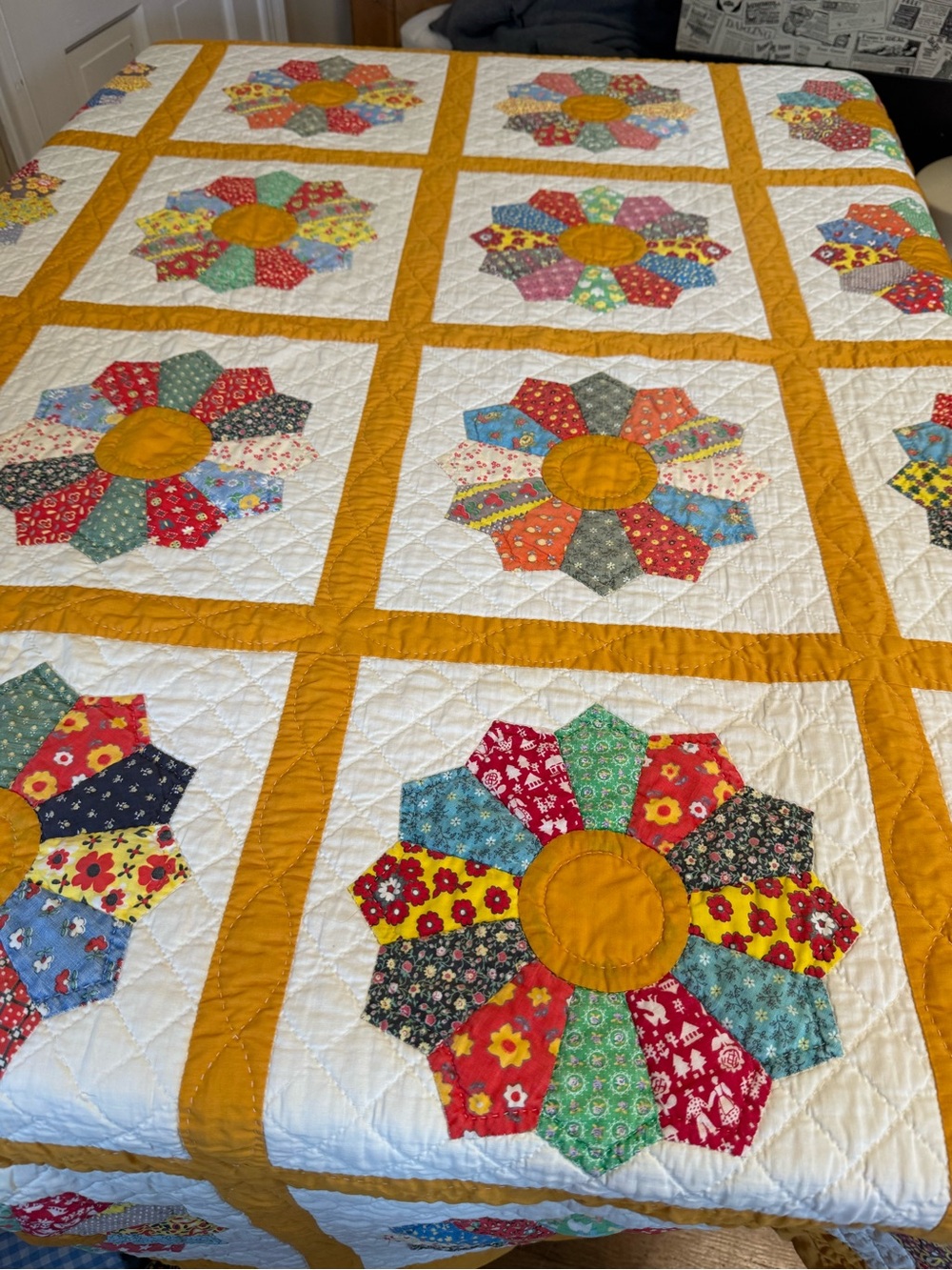 handmade Dresden Plate quilt.